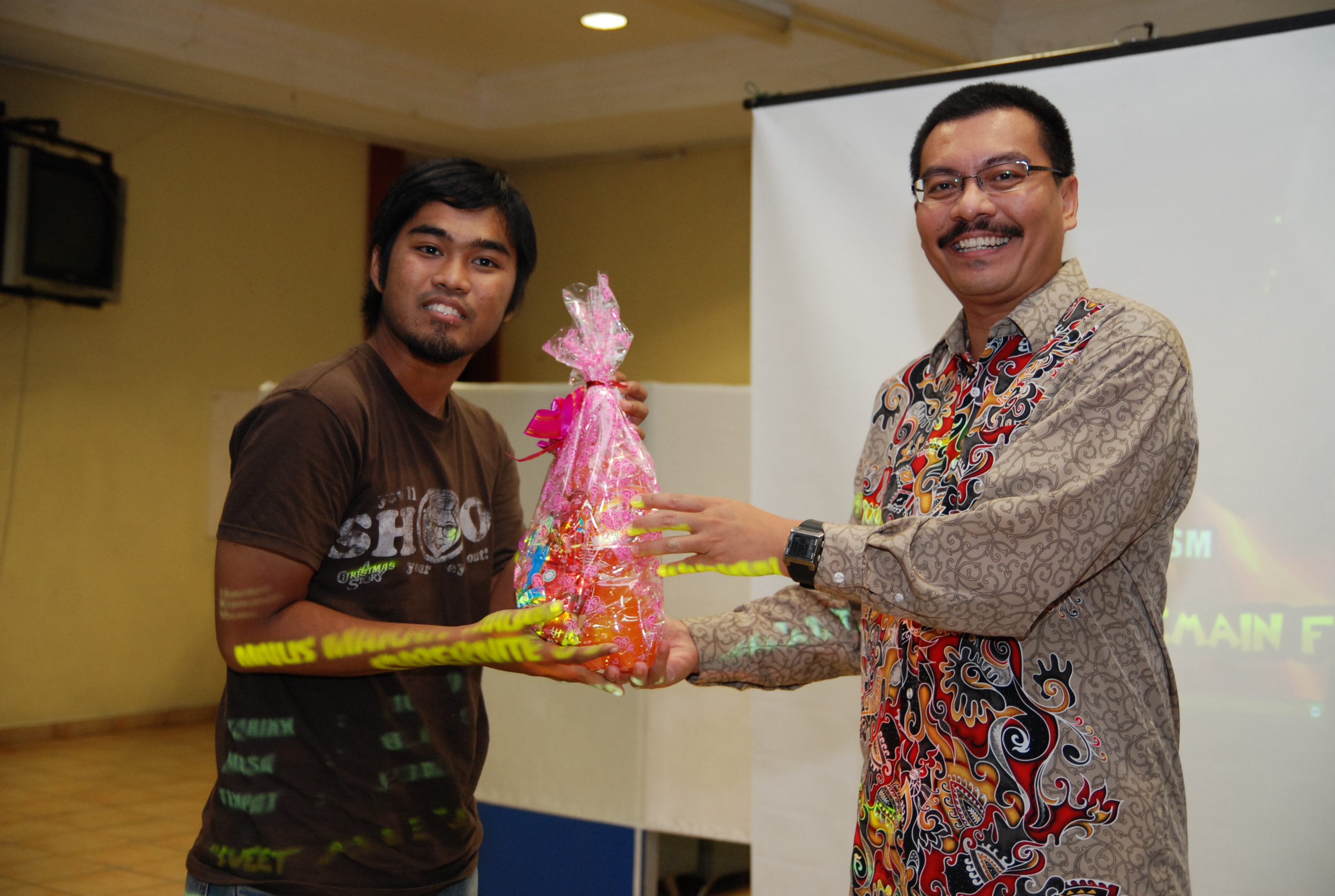 CyberNight09 142